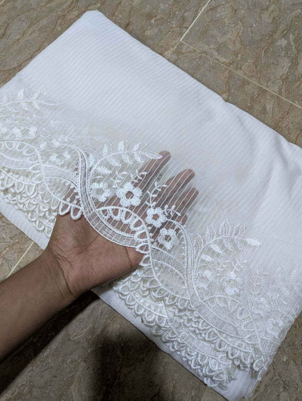 White Organza Scallop Dupatta with Self Lining & White Viscose Embroidery – Dyeable