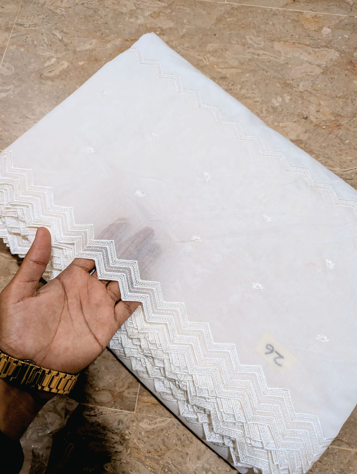 White Voile Lawn Scallop Dupatta with White Viscose Embroidery – Dyeable