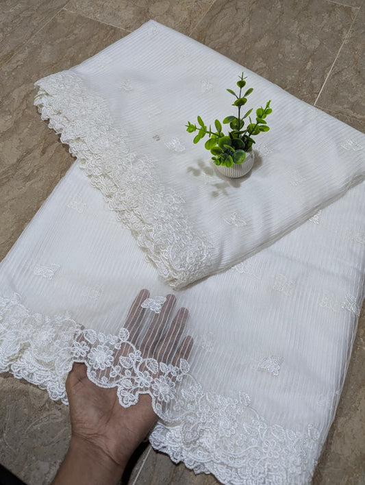 White Organza Scallop Dupatta with Self Lining & White Viscose Embroidery – Dyeable