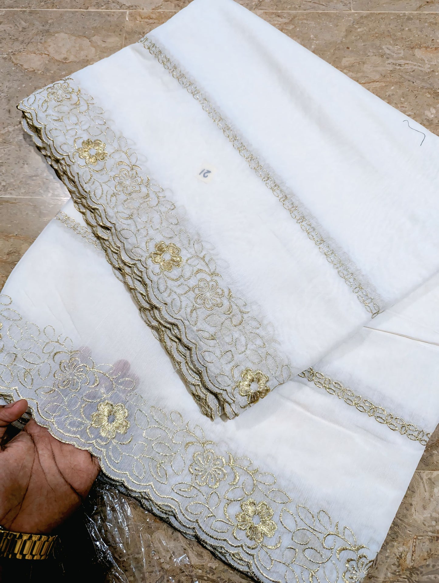 White Voile Lawn Scallop Dupatta with White Golden Embroidery – Dyeable