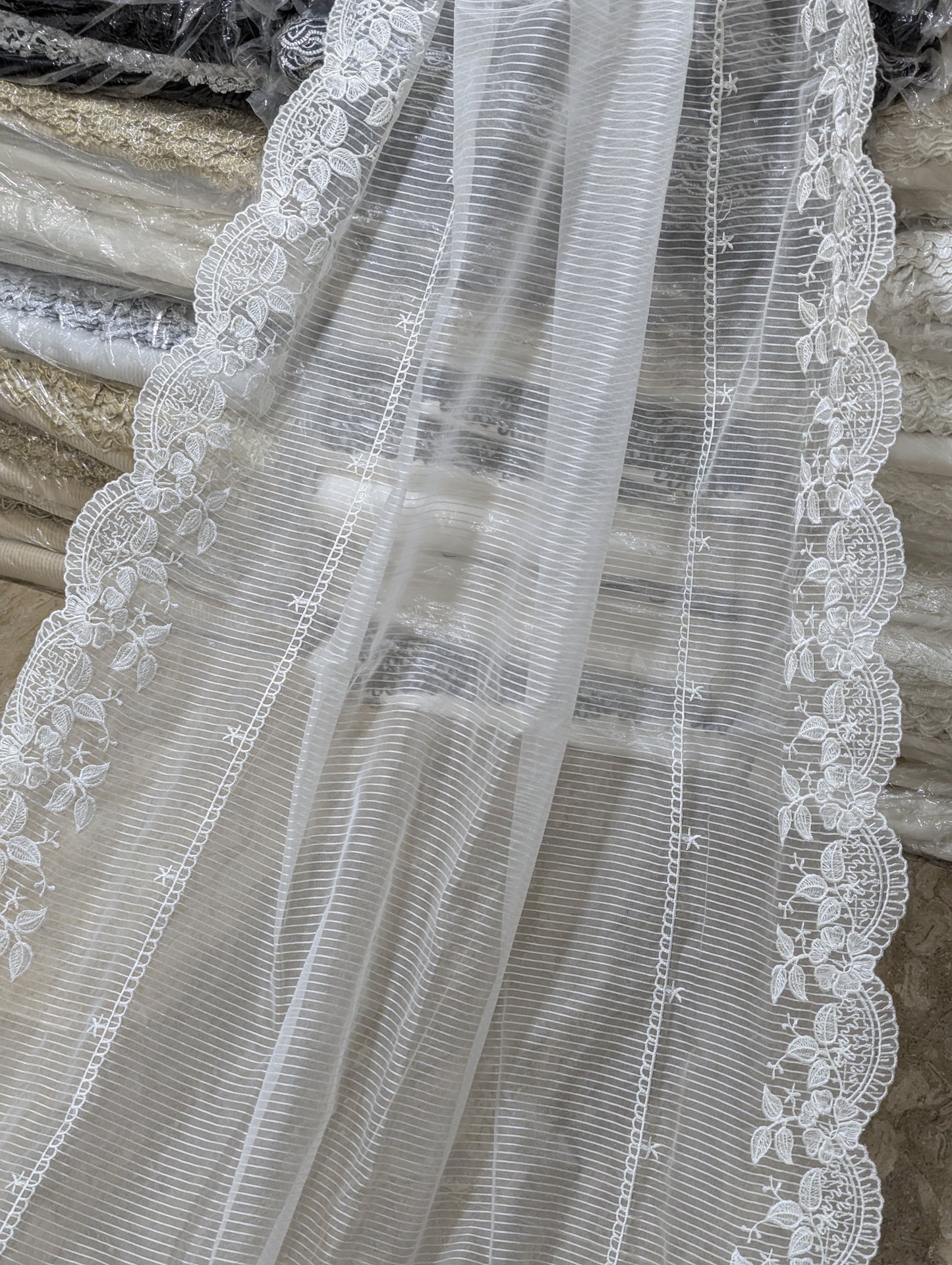 White Organza Scallop Dupatta with Self Lining & White Viscose Embroidery – Dyeable