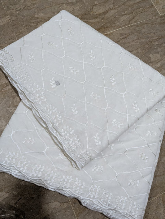 White Voile Lawn Scallop Dupatta with White Viscose Embroidery – Dyeable