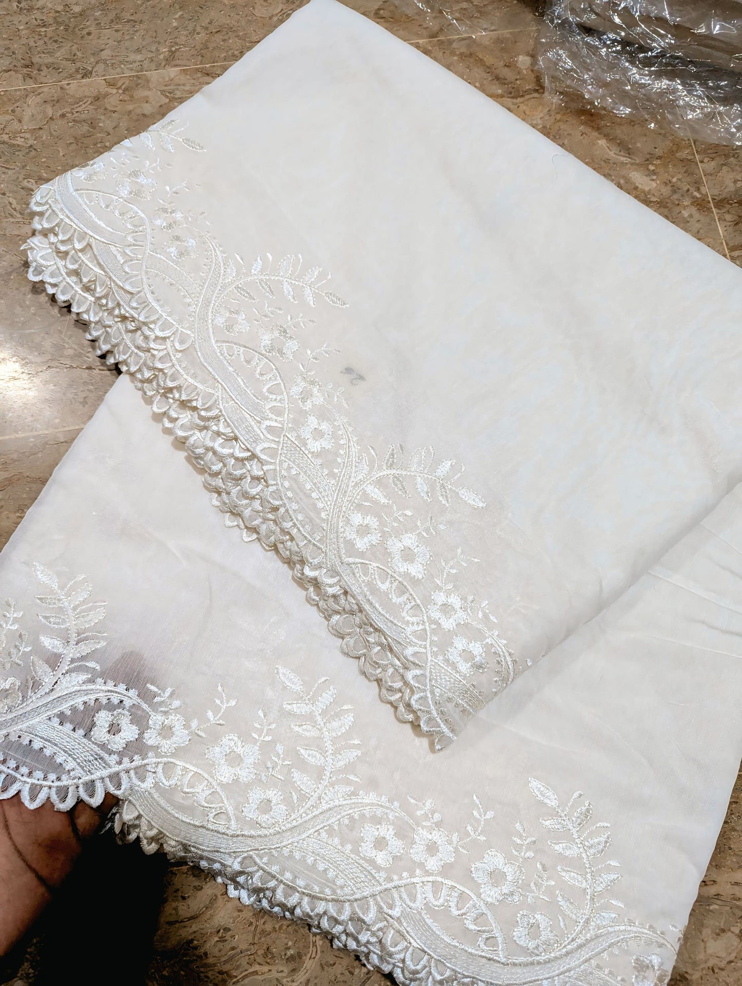 White Voile Lawn Scallop Dupatta with White Viscose Embroidery – Dyeable