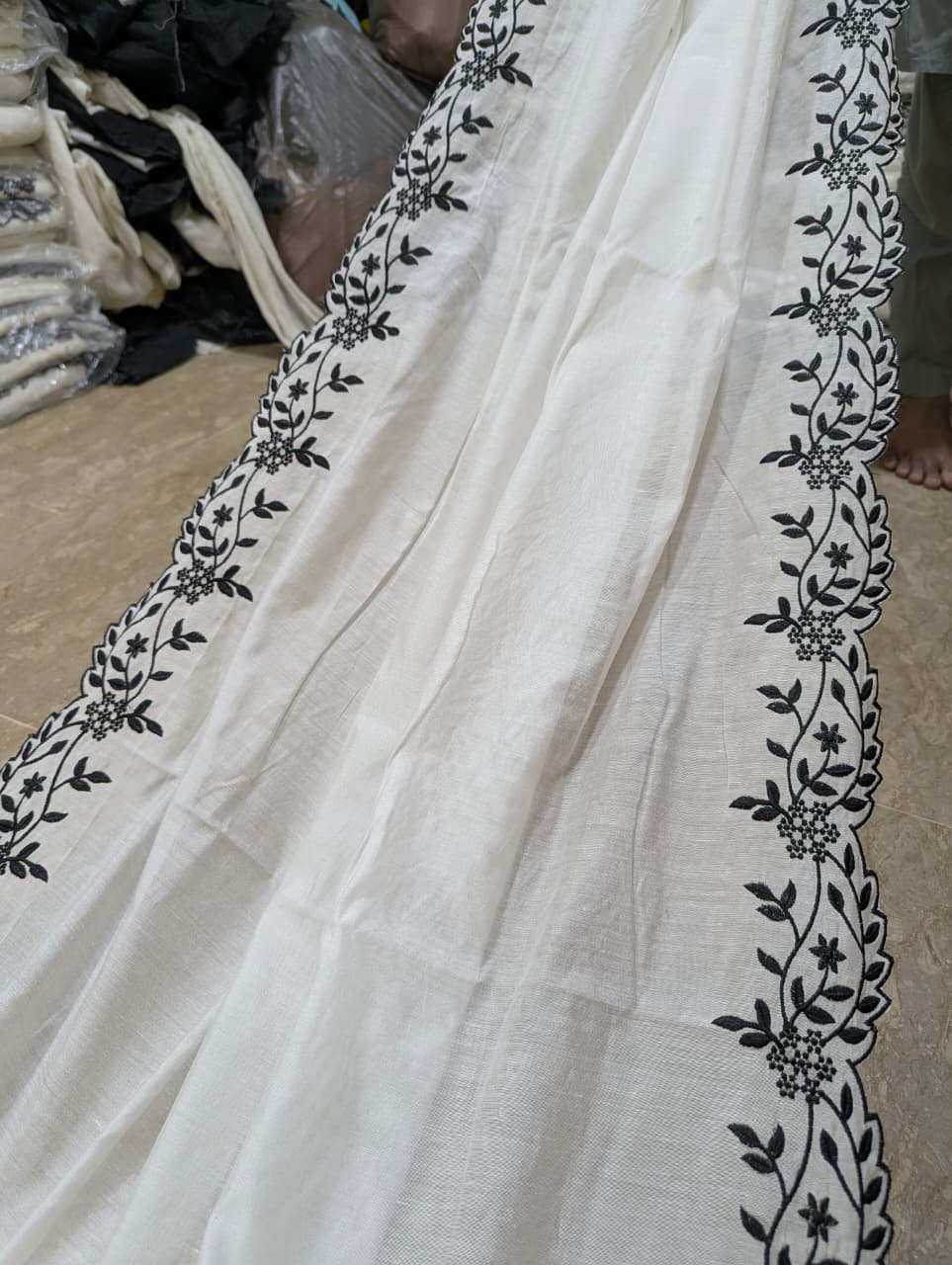 Voile Lawn Scalloped Dupatta with Black Embroidery