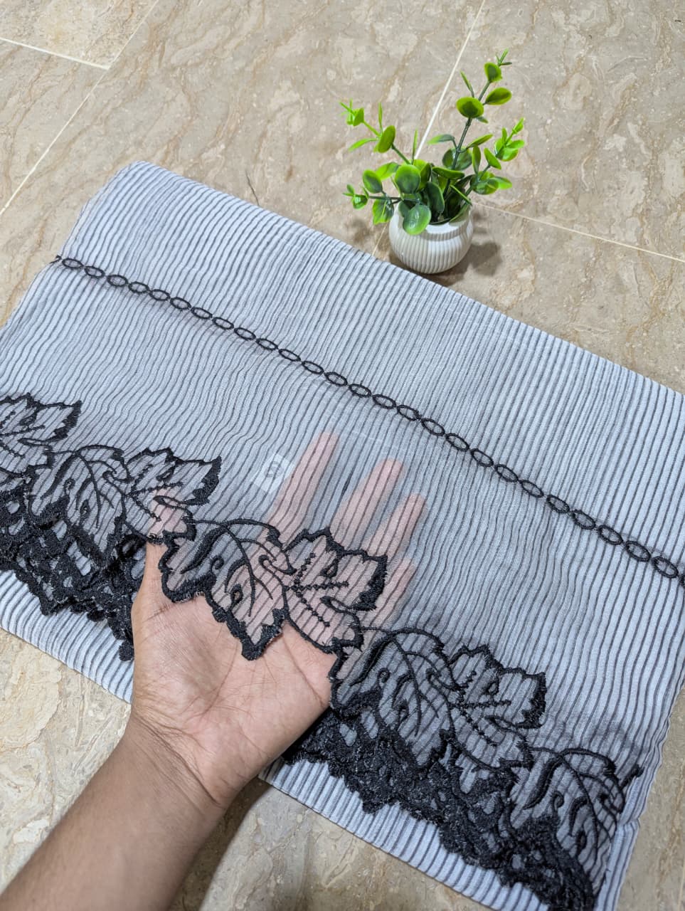 Dyeable White Black Self Lining Organza Scallop Dupatta with Black Embroidery