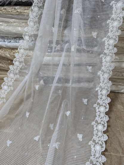 White Organza Scallop Dupatta with Self Lining & White Viscose Embroidery – Dyeable