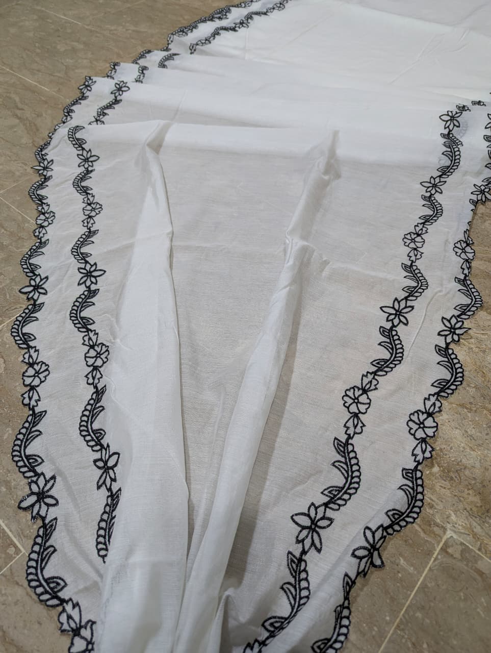 Voile Lawn Scalloped Dupatta with Black Embroidery