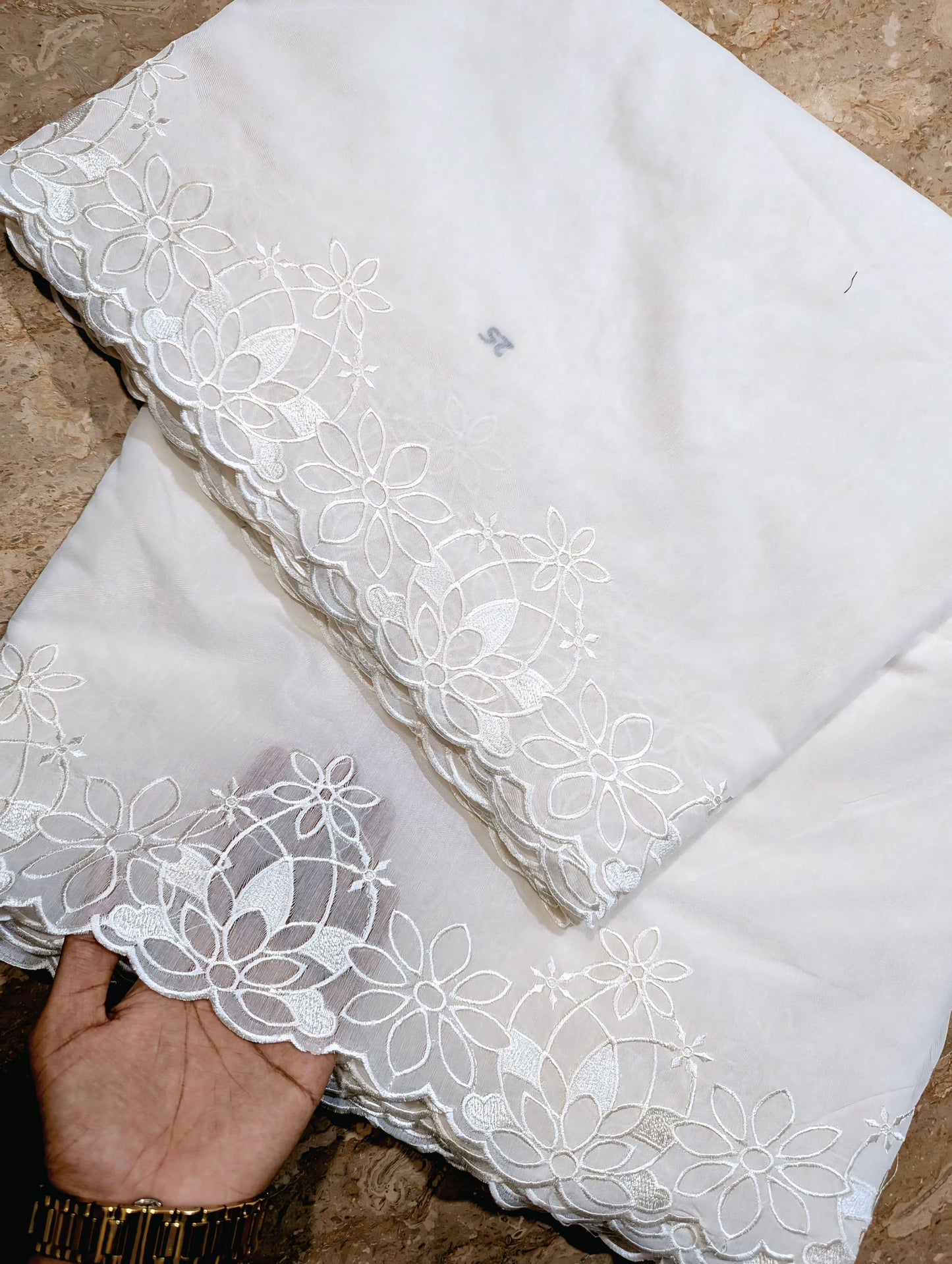 White Voile Lawn Scallop Dupatta with White Viscose Embroidery – Dyeable