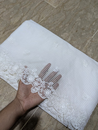 White Organza Scallop Dupatta with Self Lining & White Viscose Embroidery – Dyeable