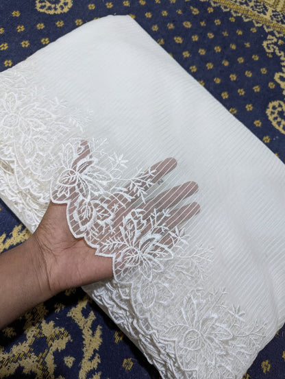 White Organza Scallop Dupatta with Self Lining & White Viscose Embroidery – Dyeable