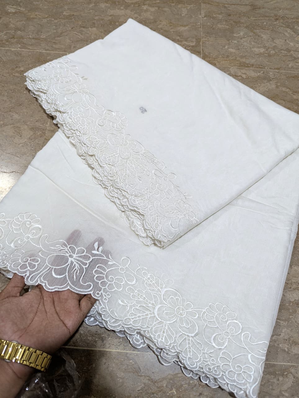 White Voile Lawn Scallop Dupatta with White Viscose Embroidery – Dyeable