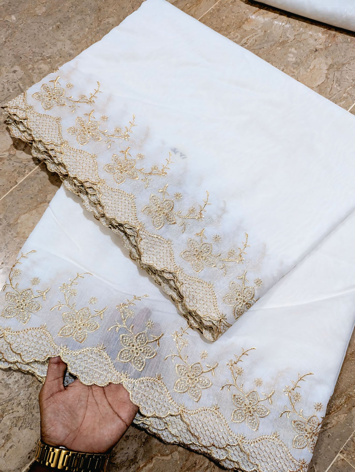 White Voile Lawn Scallop Dupatta with Golden Embroidery – Dyeable