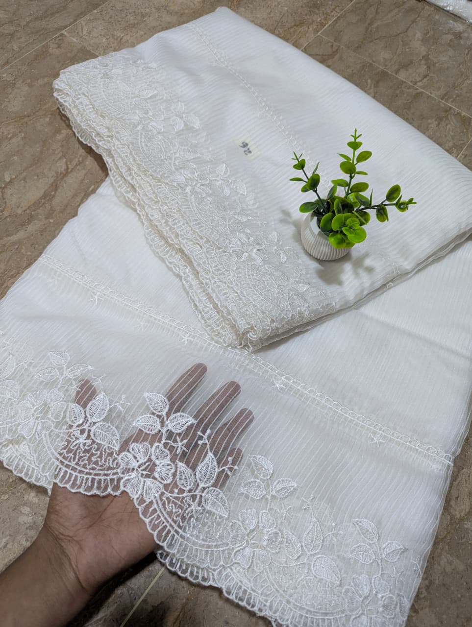 White Organza Scallop Dupatta with Self Lining & White Viscose Embroidery – Dyeable